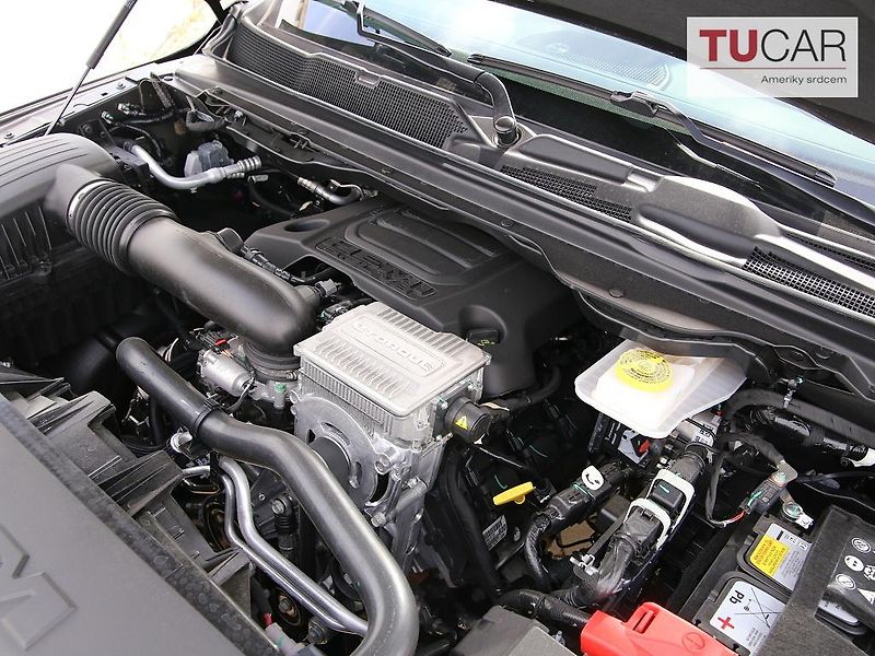 RAM 1500 (2026) Laramie 5.7 HEMI 2026 RamBox - fotka 37 z 37