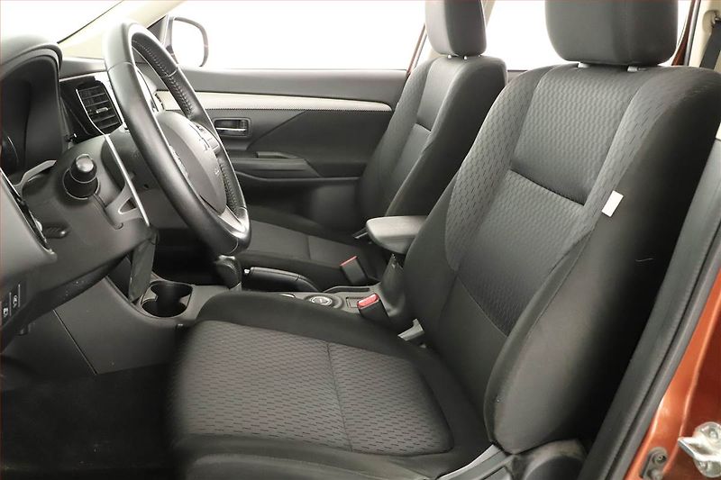 Mitsubishi Outlander (2012) 2.0, 4X4, Automat, Tempomat - fotka 7 z 14