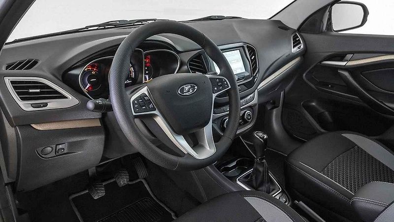 Lada Vesta.