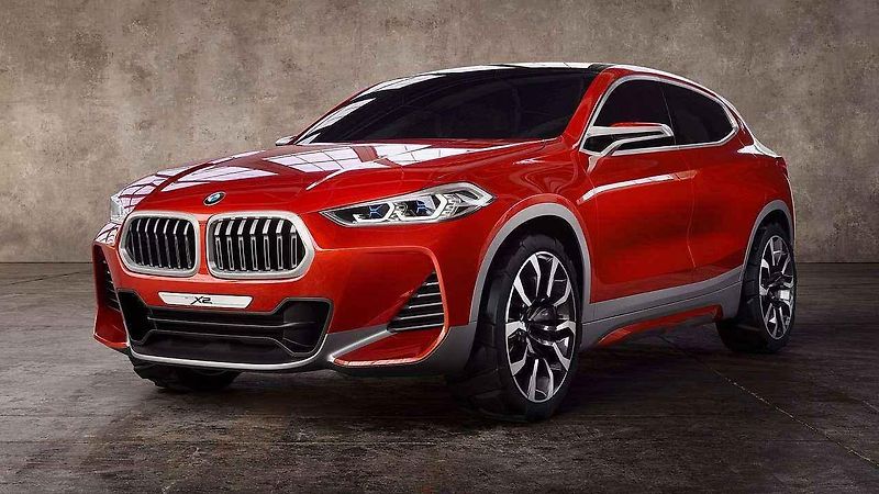 Maskovaný prototyp BMW X2.