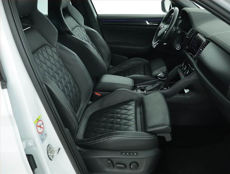 Škoda Kodiaq (2023) Sportline 2.0 TDI - fotka 9 z 18