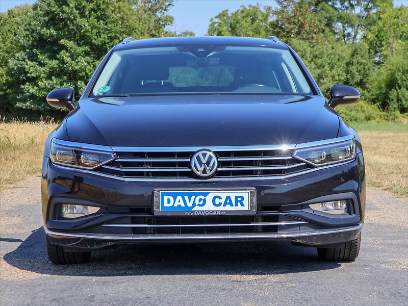 Volkswagen Passat 2,0 TDI 110kW DSG Elegance - fotka 2 z 39