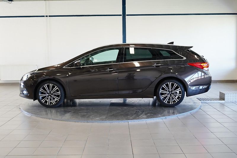 Hyundai i40 - fotka 3 z 28
