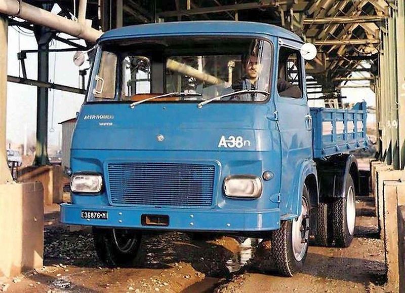 Původní Avie řady A dodnes využívají dobrovolní hasiči v řadě obcí