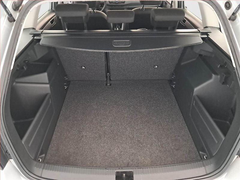 Škoda Fabia (2015) 1.4 TDI, Serv.kniha - fotka 13 z 15
