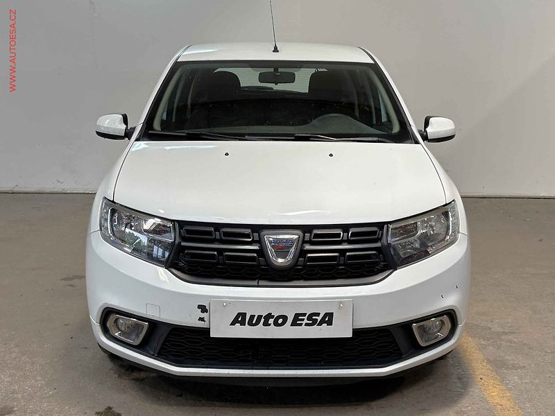 Dacia Sandero (2018) 0.9 TCe, servis.kniha, AC - fotka 2 z 14