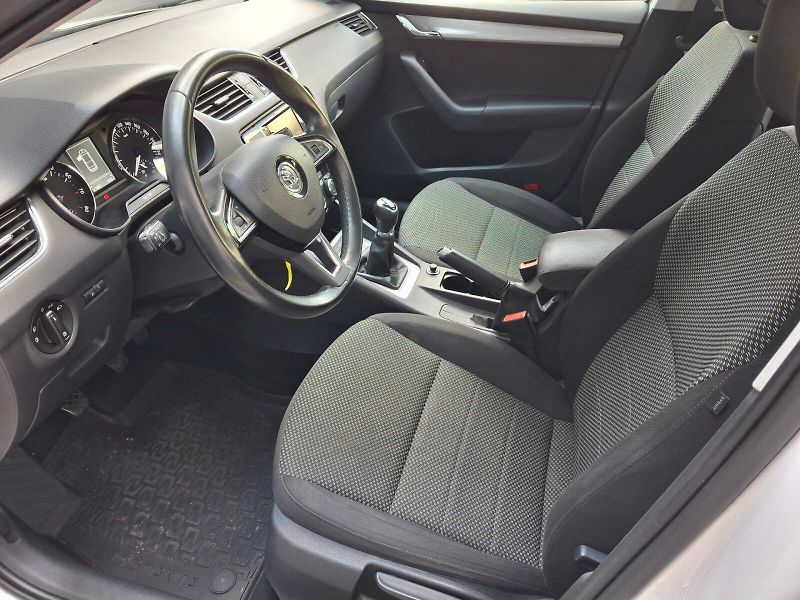 Škoda Octavia (2016) Ambition Plus 1,0TSi 85kW - fotka 6 z 31