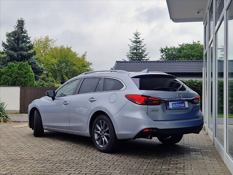 Mazda 6 2,2 D SKYACTIVE, VÝHŘEV NOSIČ - fotka 3 z 42