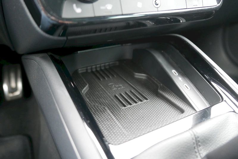 Škoda Kamiq (2025) 1.0 TSI 85 kW M6° Monte Carlo - fotka 15 z 35