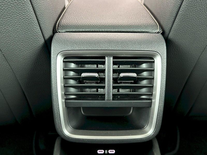 Škoda Octavia (2025) Combi DSG 2.0TDI 110kW Top Sel - fotka 27 z 31