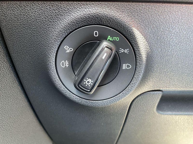 Škoda Karoq (2026) 2.0 TDI 4x4 DSG Sportline - fotka 22 z 39