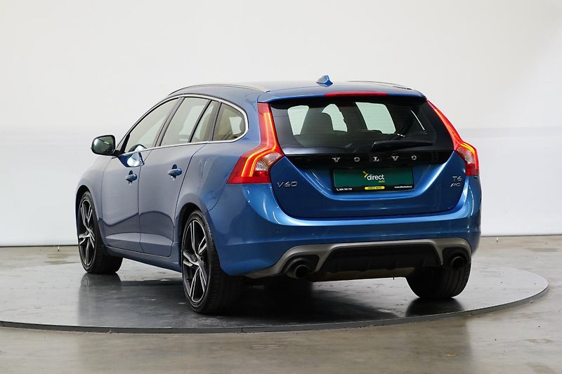 Volvo V60 - fotka 7 z 24