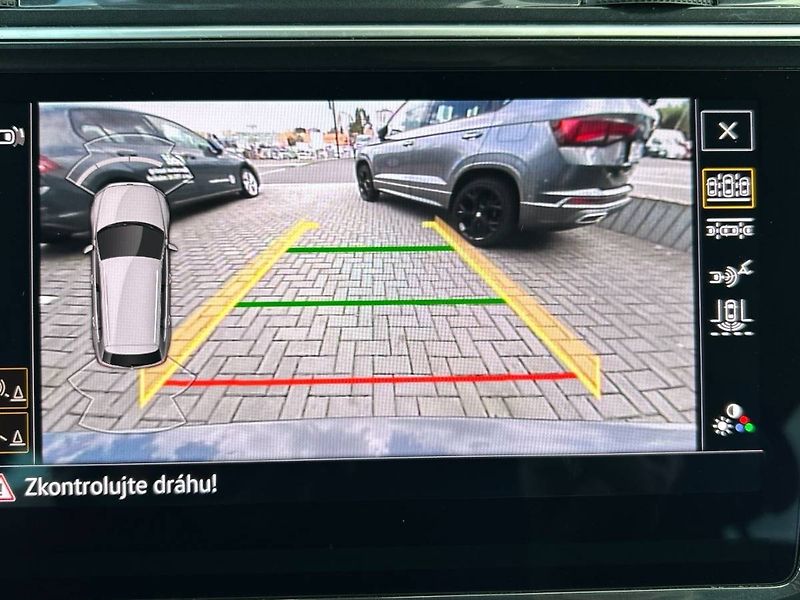 Volkswagen Tiguan (2020) 1.5 TSI Life - fotka 20 z 32