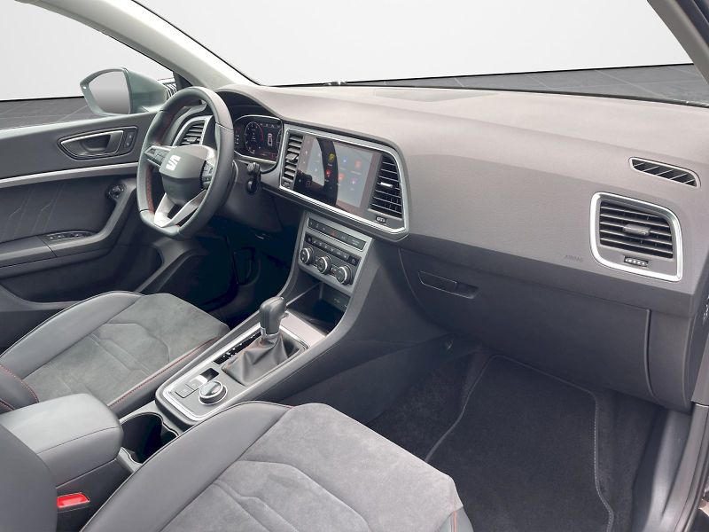 Seat Ateca (2024) 1.5 TSI 110 kW FR DSG Panorama - fotka 21 z 35