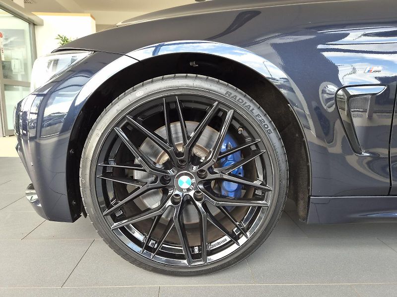 BMW Řada 4 440i xDrive - fotka 4 z 28
