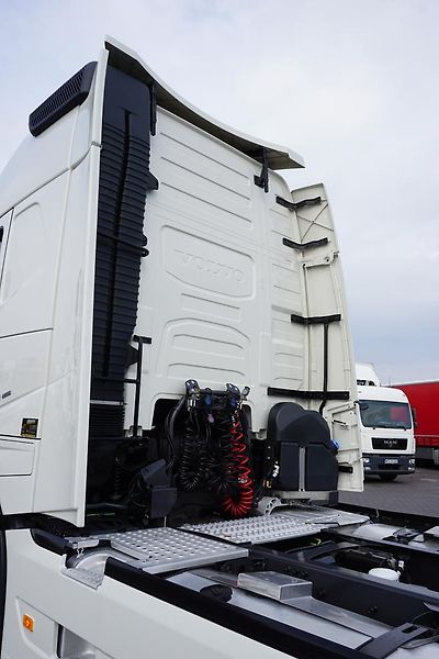 Volvo FH (2022) 460 / I – SAVE / XL / EURO 6 / - fotka 38 z 49