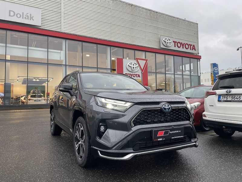 Toyota RAV4 2.5 Plug-in Hybrid ODBĚR 11/26 - fotka 1 z 36