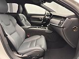 Volvo V90 B4 MOMENTUM AUT - náhled 24
