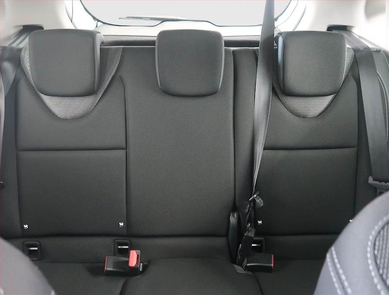 Renault Clio (2016) 1.2 16V, Tempomat - fotka 10 z 14