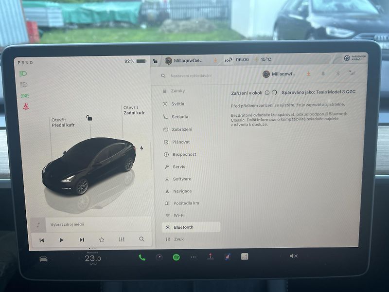 Tesla Model 3 LONG RANGE DUAL MOTOR SOH 96% - fotka 39 z 54