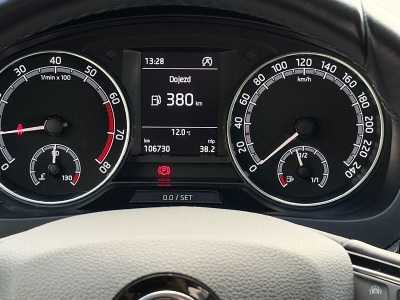 Škoda Rapid (2018) Clever 1.0 TSI 70kW - fotka 17 z 30