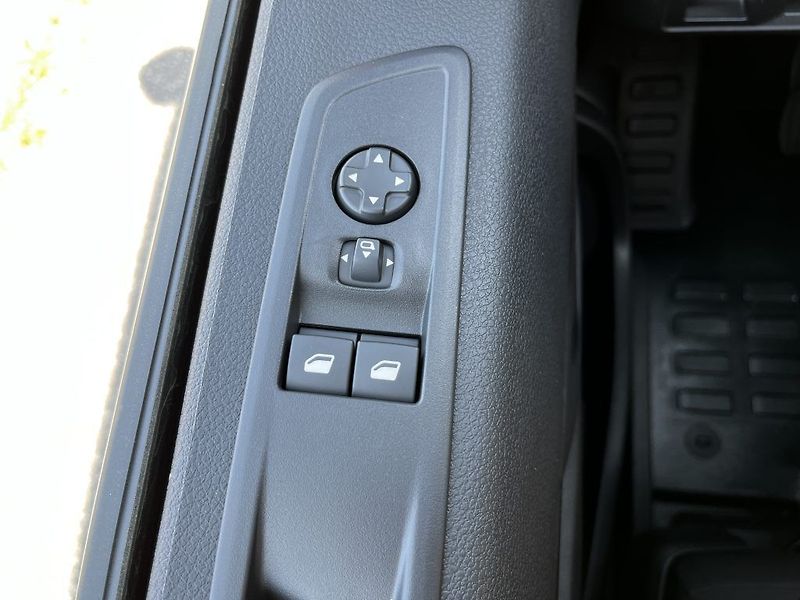 Toyota ProAce Verso 2.0D 140k 6MT Business Comfort - fotka 29 z 34