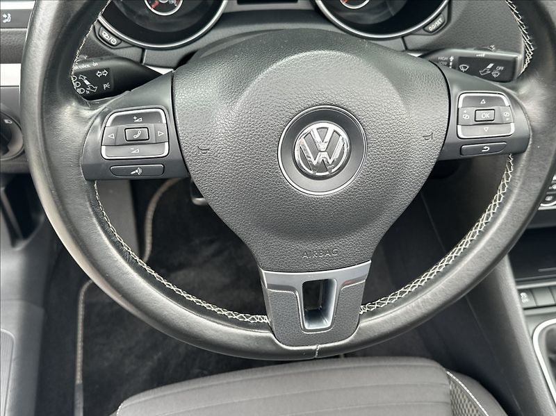 Volkswagen Golf 1,2 TSI 105PS  Cup Cabrio - fotka 31 z 48