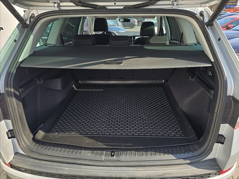 Škoda Kodiaq 2,0TDi 110KW DSG STYLE TZ - fotka 30 z 52