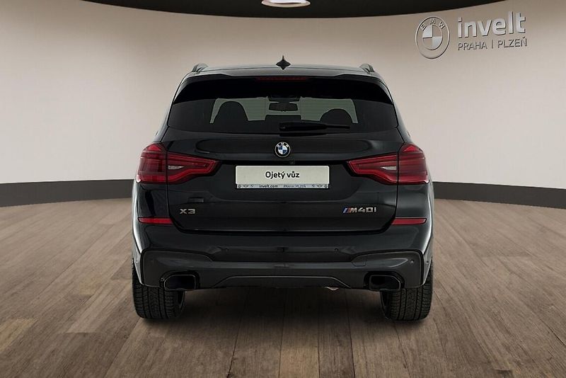 BMW X3 M40i - fotka 4 z 27