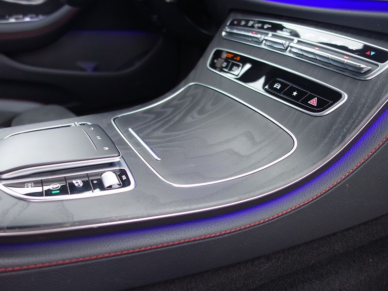 Mercedes-Benz Třídy E (2021) E53*AMG*4MATIC+*FACEL*KUPÉ*CZ! - fotka 26 z 50