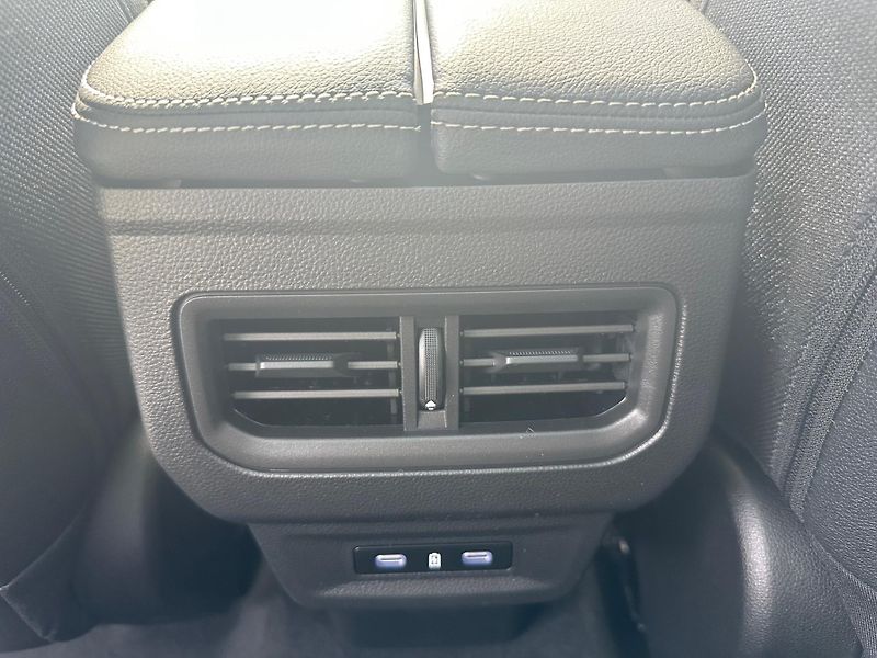 Renault Austral (2026) Techno full hybrid E-Tech 200 - fotka 27 z 37