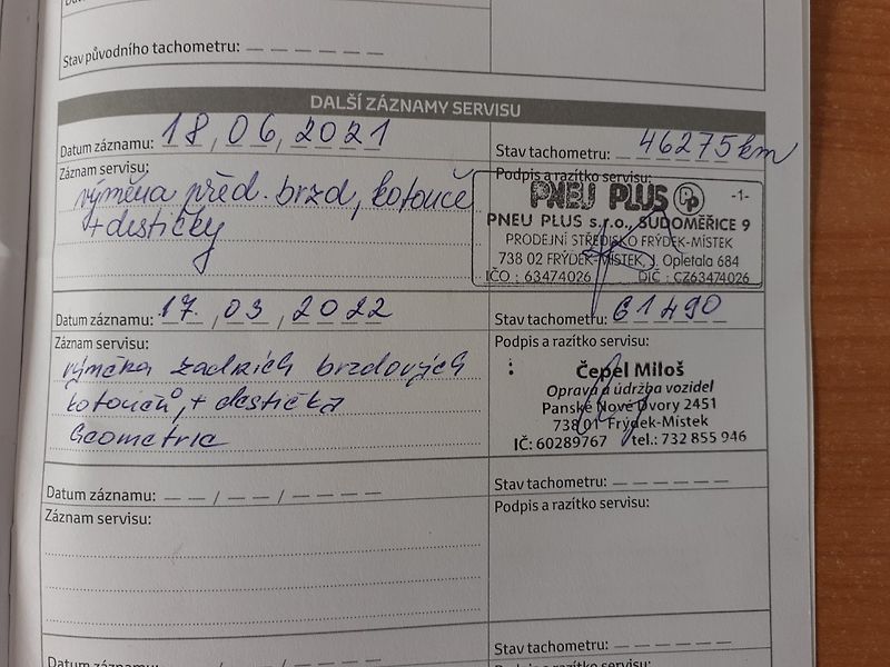 Toyota Auris (2018) 1.6 i Valvematic  AUTOMAT - fotka 42 z 42