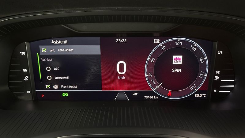 Škoda Octavia 2.0 TDI DSG Sportline - fotka 10 z 29