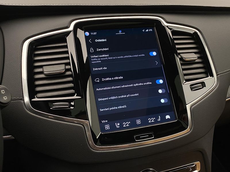 Volvo XC90 T8 AWD RECHARGE REZERVACE - fotka 58 z 74