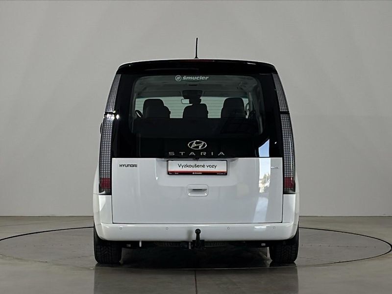 Hyundai Staria Tour 4x4 - fotka 17 z 31