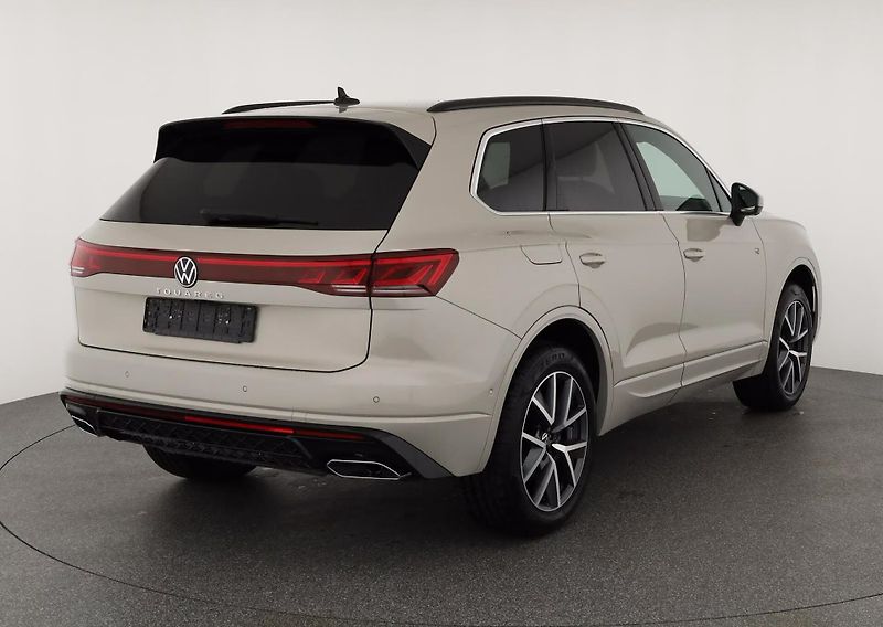 Volkswagen Touareg TDI 210kW R-Line 360 Ventilace - fotka 3 z 15