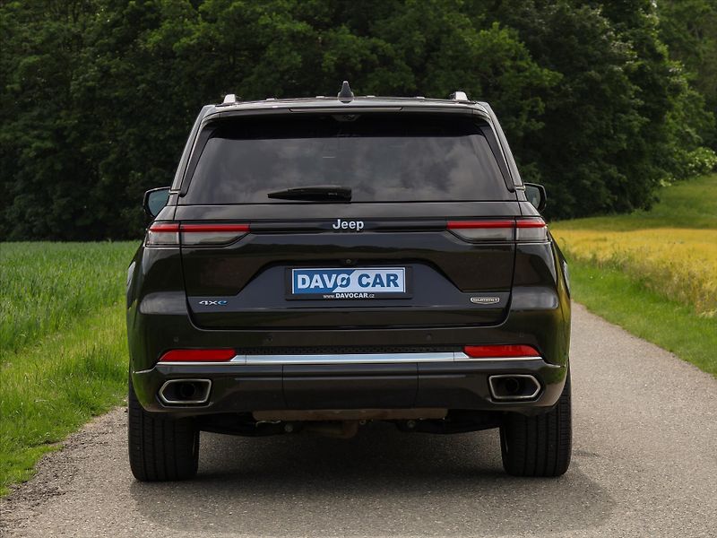 Jeep Grand Cherokee 2,0 4xe Summit Plug-In CZ DPH - fotka 6 z 90