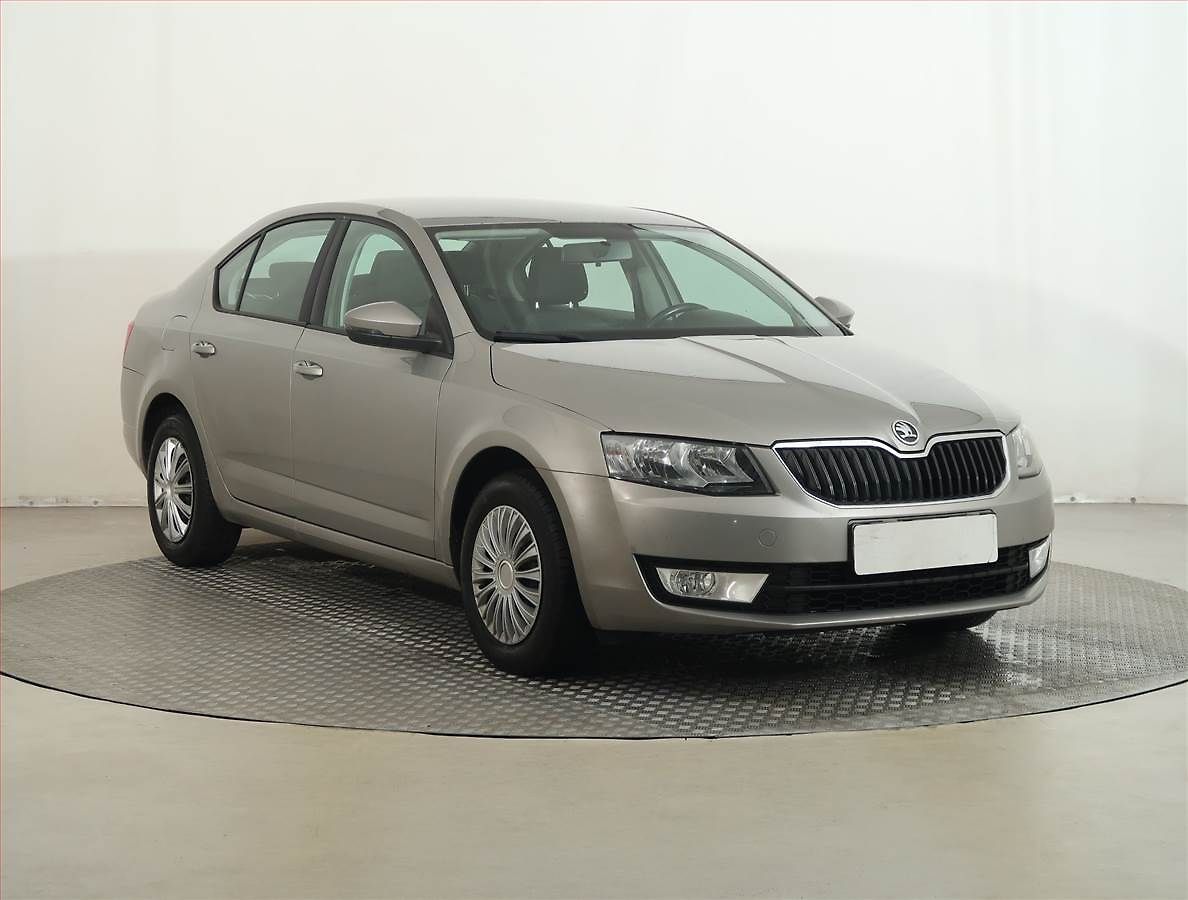 Škoda Octavia 1.2 TSI, Serv.kniha, Tempomat