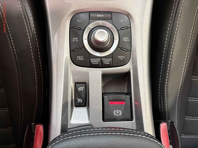 Renault Laguna (2011) 1.5 dCi, 2.maj,ČR, AC, navi - fotka 16 z 16