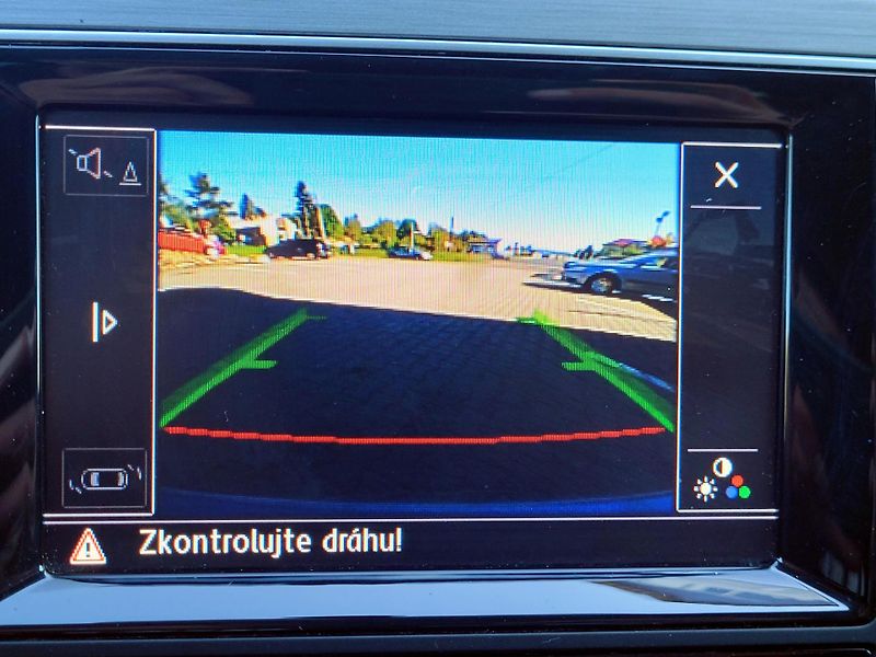 Volkswagen Golf CZ, VÝBAVA, SERV.KN.CEBIA      - fotka 59 z 74