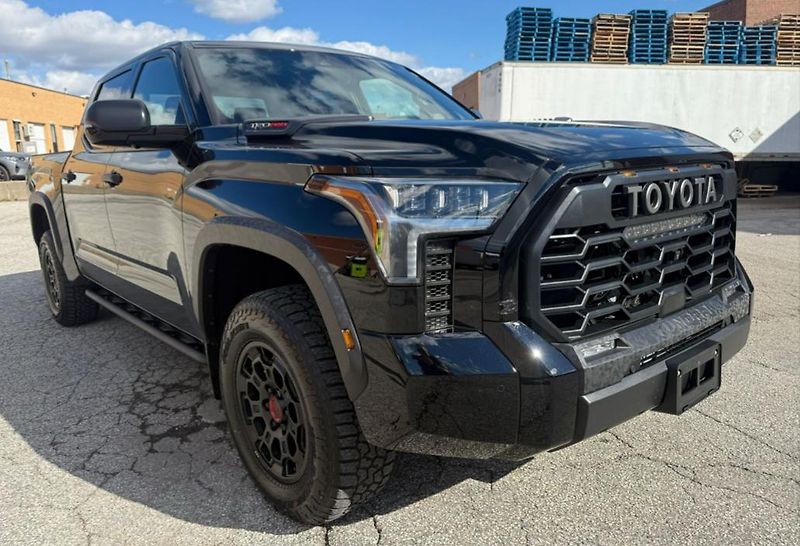 Toyota Tundra (2025) TRD PRO,hybrid,2026,CrewMax - fotografie inzerátu
