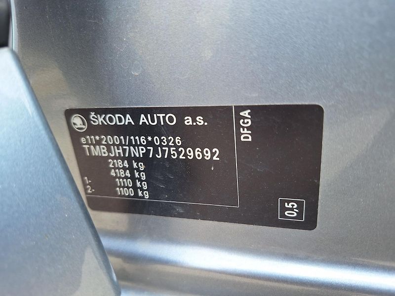 Škoda Superb (2017) 110 kw DSG - fotka 19 z 20