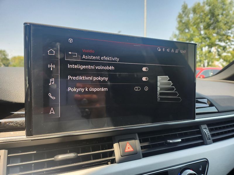 Audi A4 Avant 2.0TDI 140kw Quattro SLi - fotka 14 z 25