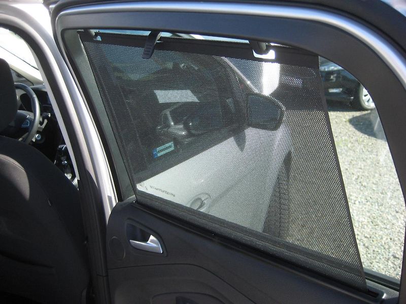 Ford C-MAX 1.5 Ecob 110kW 1.maj-DPH-ČR!!! - fotka 26 z 30