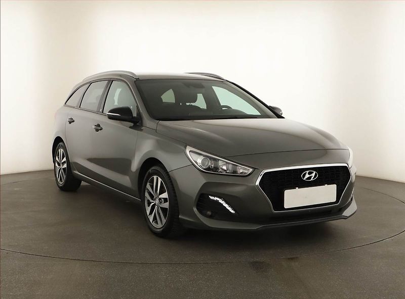 Hyundai i30 (2019) Smart 1.0 T-GDI, Serv.kniha - fotografie inzerátu