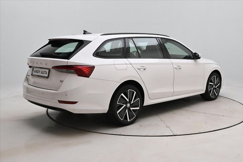 Škoda Octavia 1,4 TSI iV 110 kW DSG Ambition - fotka 5 z 30