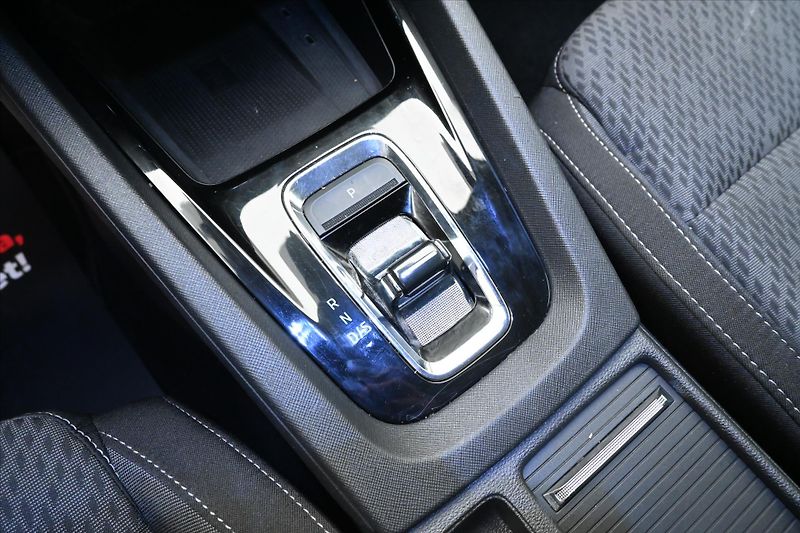 Škoda Octavia 2,0 TDI 110 kW DSG Style Záruk - fotka 23 z 32
