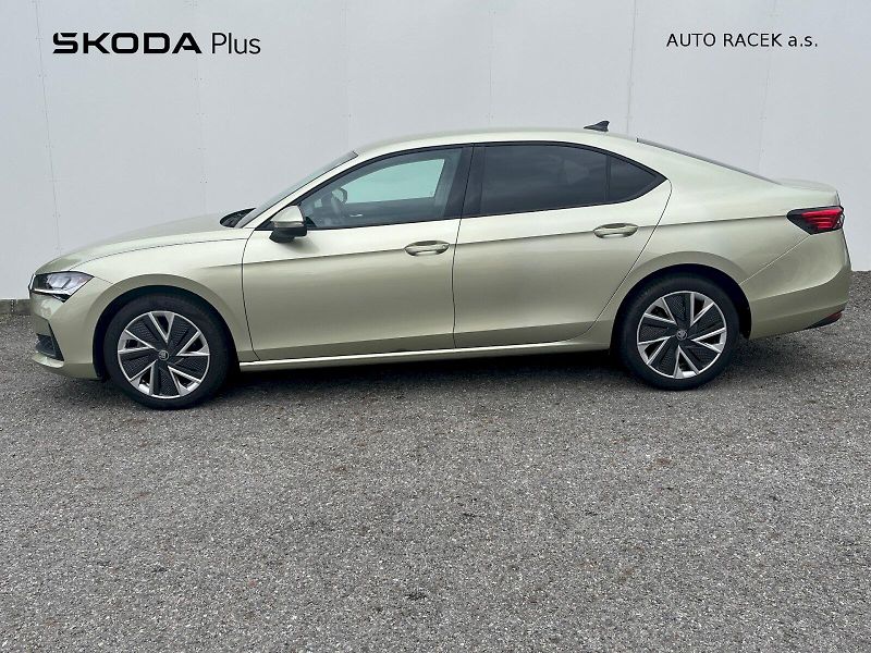 Škoda Superb (2025) 1.5 TSI 110kW Selection DSG - fotka 3 z 29