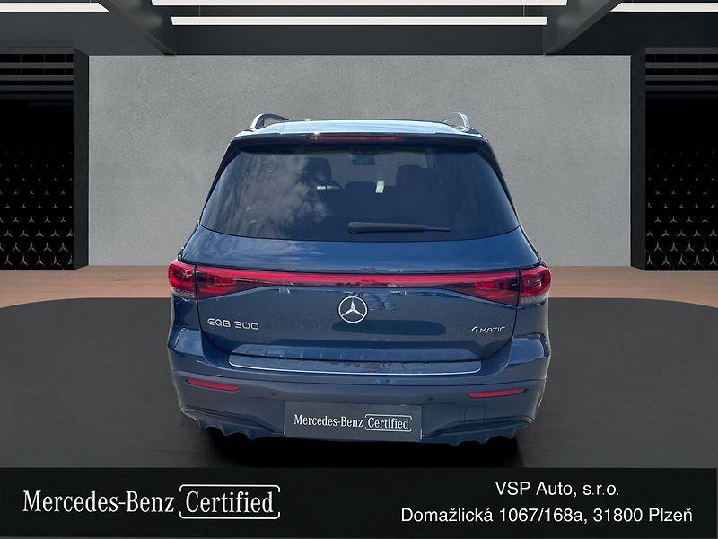Mercedes-Benz EQB 300 4MATIC - fotka 4 z 21