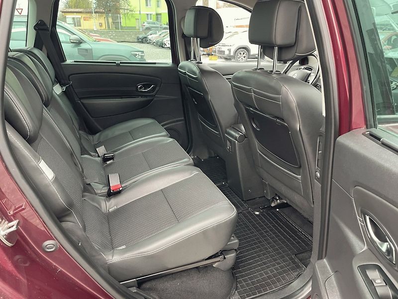 Renault Scénic (2014) 1.5 dCi,81kW,Klima,ČR - fotka 27 z 30